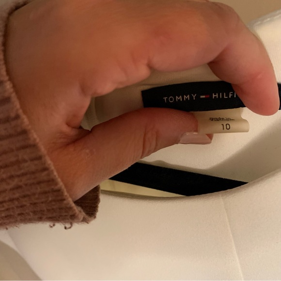 EUC Tommy Hilfiger Short Sleeve White and Cream Colorblock Dress Size 10 - Picture 10 of 10